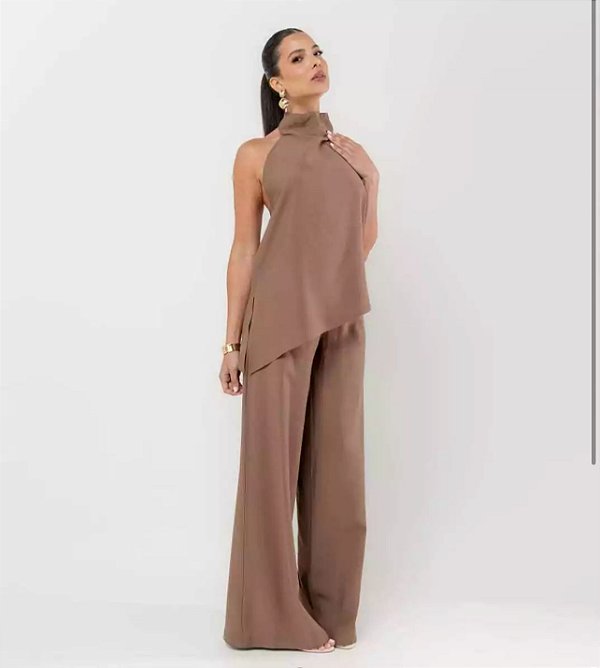 Conjunto Blusa Assimétrica e Calça Pantalona Alfaiataria Nobre