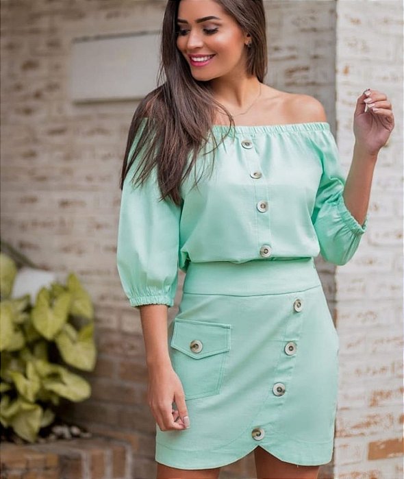 saia de linho com botao