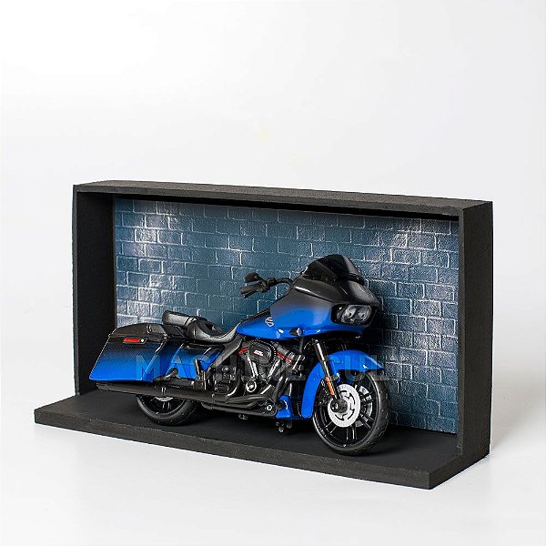 Miniatura Harley-Davidson Road Glide CVO com Expositor