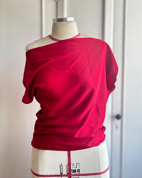 blusa SATURNO