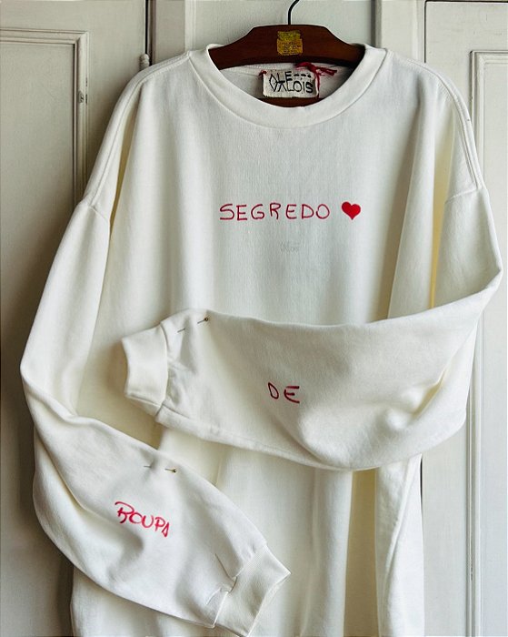 blusa de moletom SEGREDO DE ROUPA