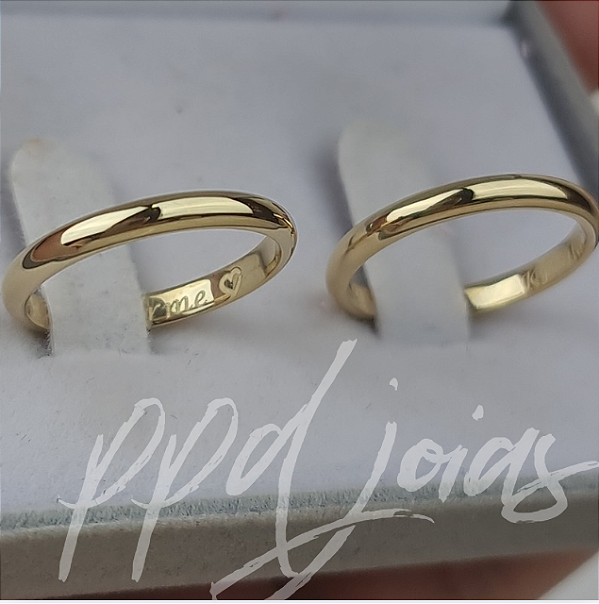 Par de Alianças Bombe (2,5mm) - Ouro 18k