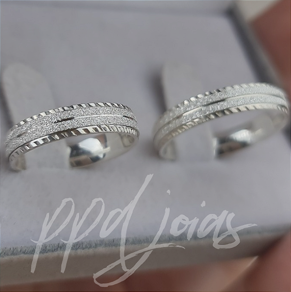 Par de Alianças Amesterdã (4mm) - Prata 950