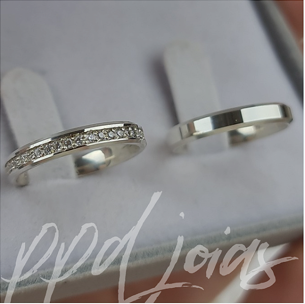 Par de Alianças Ayla (3mm) - Prata 950