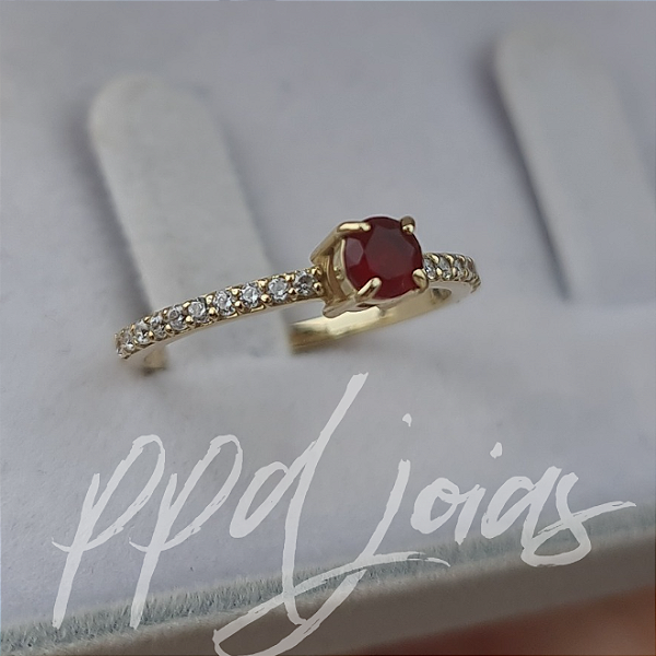 Solitário Vênus Vermelho - Ouro 18k