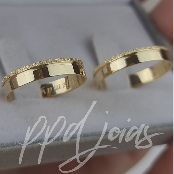 Par de Aliança Vivar (4mm) - Ouro 18k