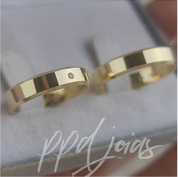 Par de Alianças Itália P. (4,5mm) - Ouro 18k