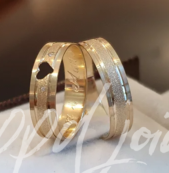 Par de Alianças Sagapo (5mm) - Ouro 18k