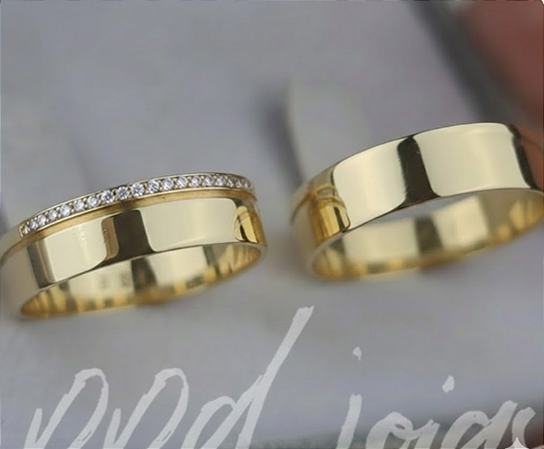 Par de Alianças Vivar Annalis (5mm) - Ouro 18k