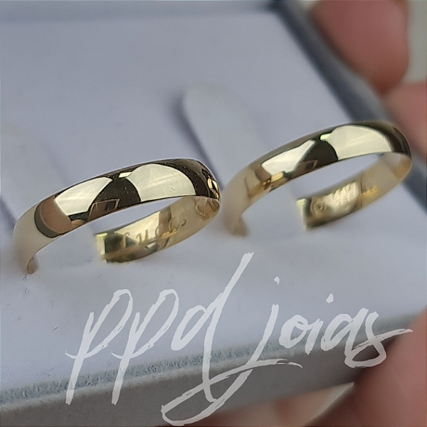 Par de Alianças Tradicional (4mm)- Ouro 18k