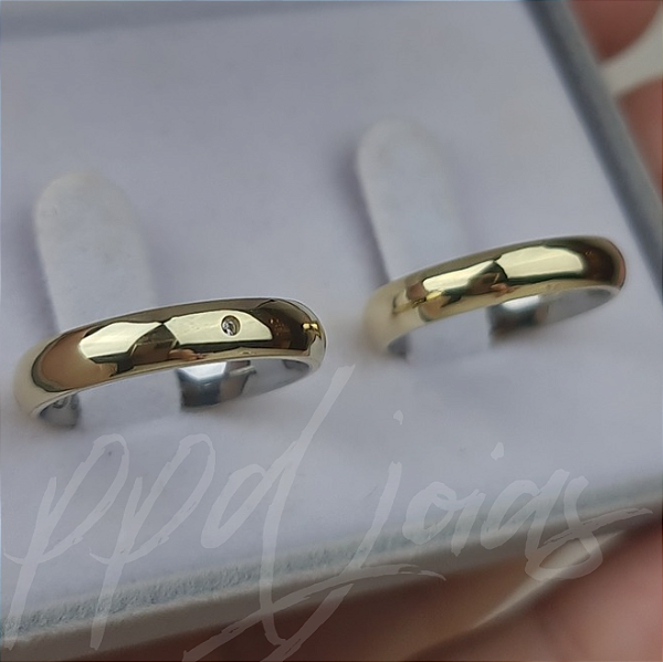 Par de Aliança Tradicional P. (4mm) - Moeda Antiga