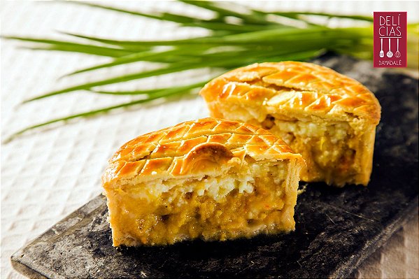 TORTA DE CAMARÃO NA MORANGA E CATUPIRY