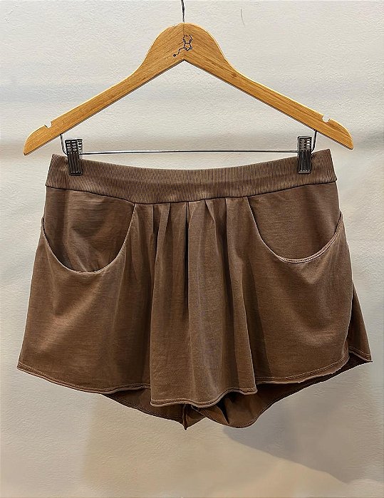 Short Saia Marrom
