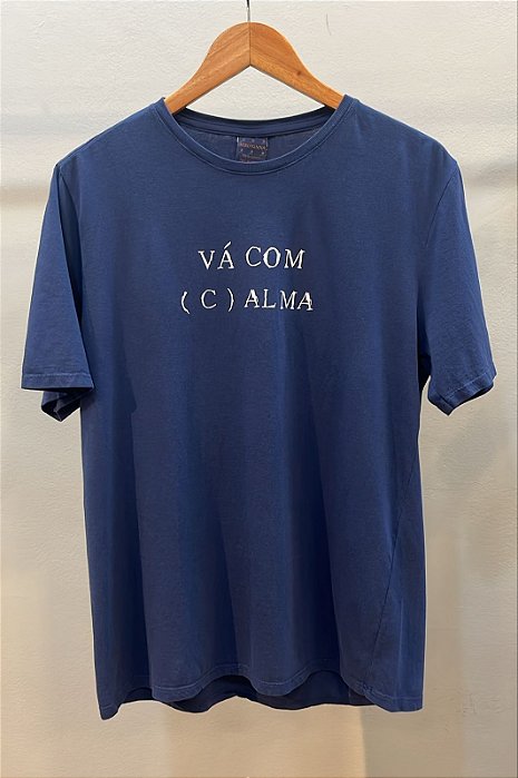 T-Shirt Masculina Silk Vá com (c) Alma Azul