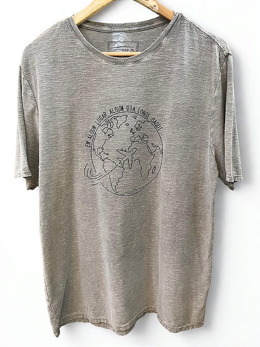 T-Shirt Masculina Silk Algum Lugar Cinza