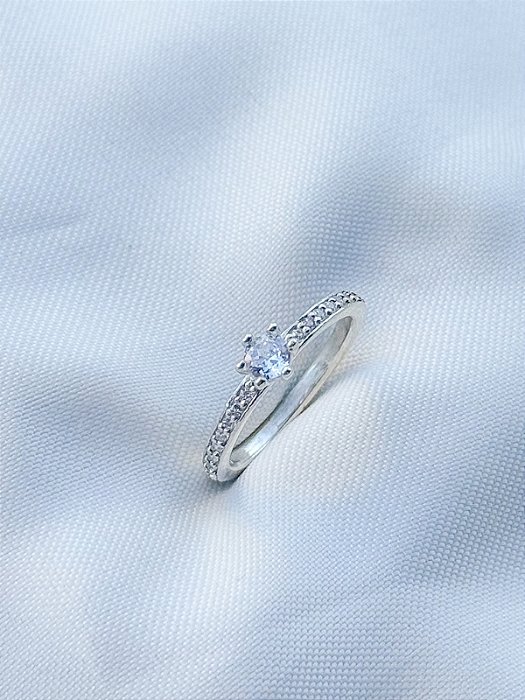 Anel Solitário Romantic - Prata 950