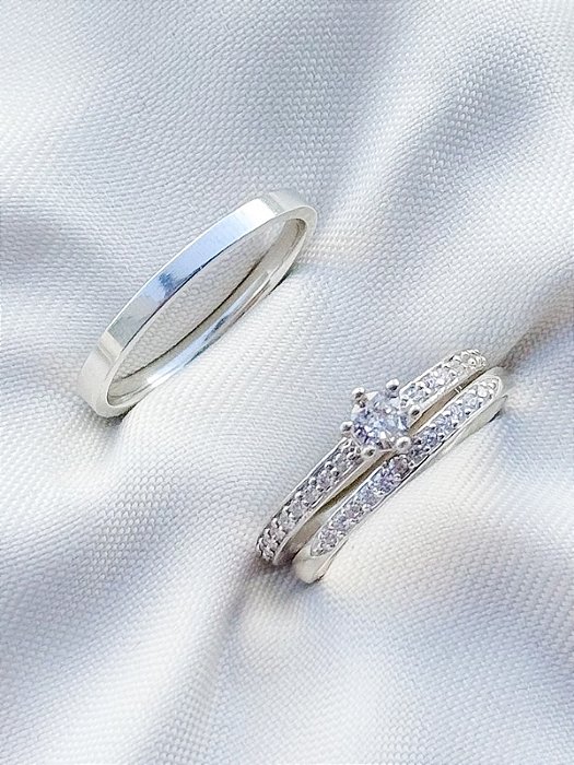 Par de alianças Polônia com pedra + Solitário Romantic - Prata 950