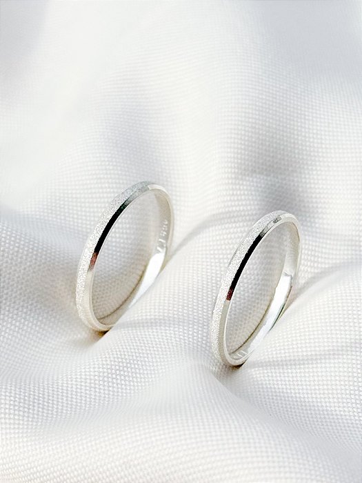 Par de Aliança Diamantada 2mm - Prata 950