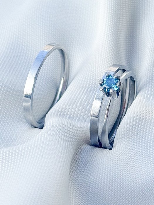 Par de Aliança Holanda 2mm + Solitário Azul- Aço Inox