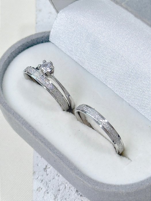 Par de aliança diamantada 3mm + solitário - Aço Inox