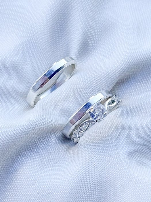 Par de Aliança Chanfrada + Solitário Love cristal - Prata 950