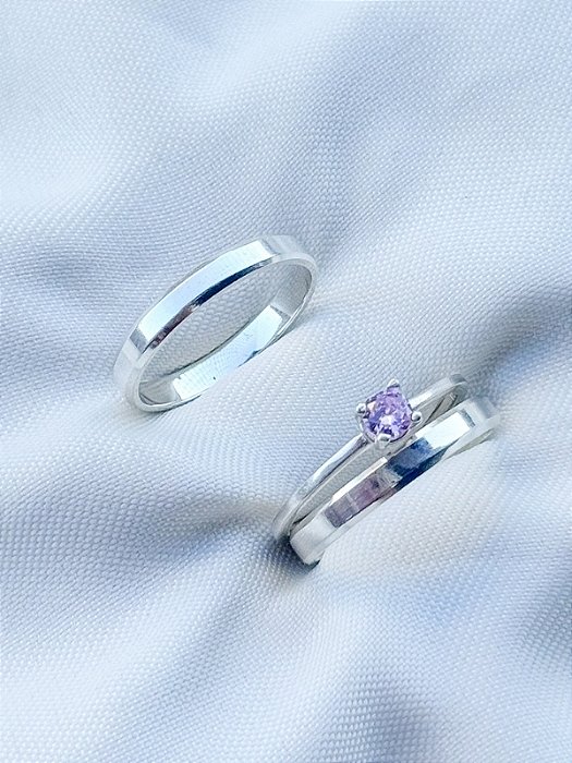 Par de Aliança Chanfrada + Solitário Rosa - Prata 950