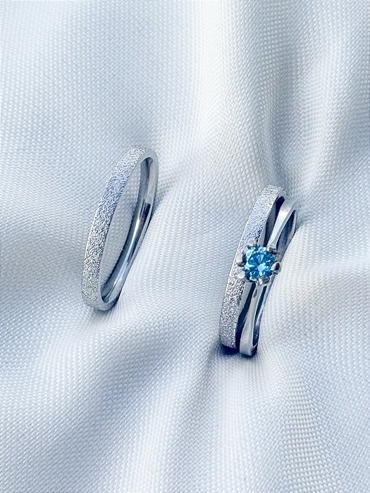 Par de Aliança diamantada 2mm + solitário Azul - Aço Inox