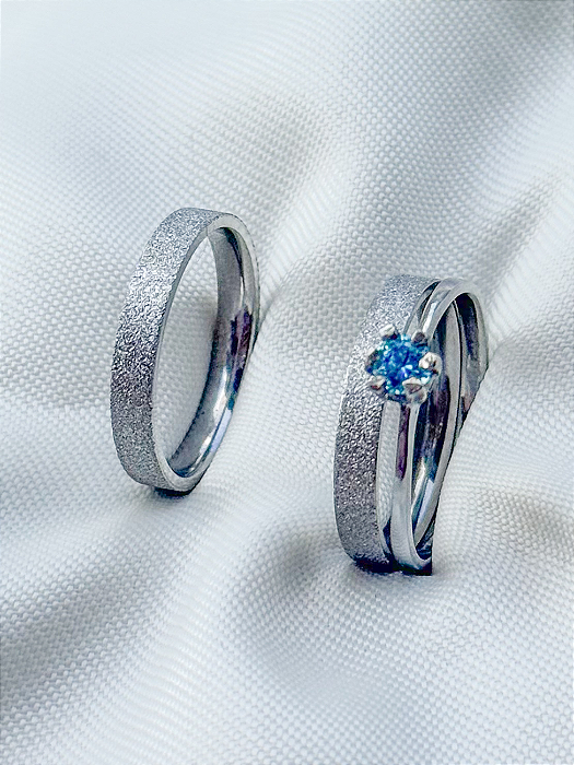 Par de Aliança diamantada 3mm + Solitário Azul - Aço Inox