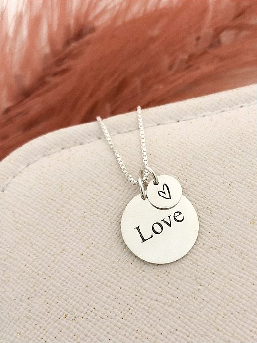 Colar Medalha Love com coração - Prata 925