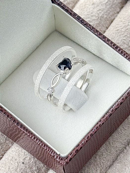 Par de Aliança Diamantada 2mm + Solitário Love Preto - Prata 950