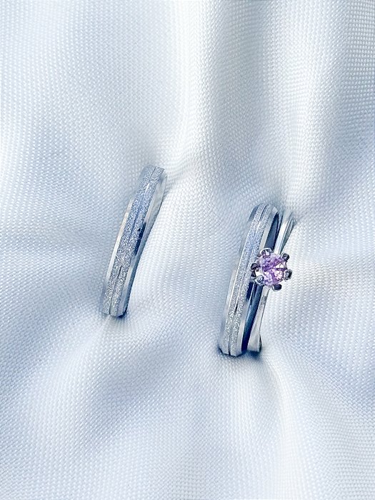 Par de Aliança Joy 3mm + Solitário Rosa - Aço Inox