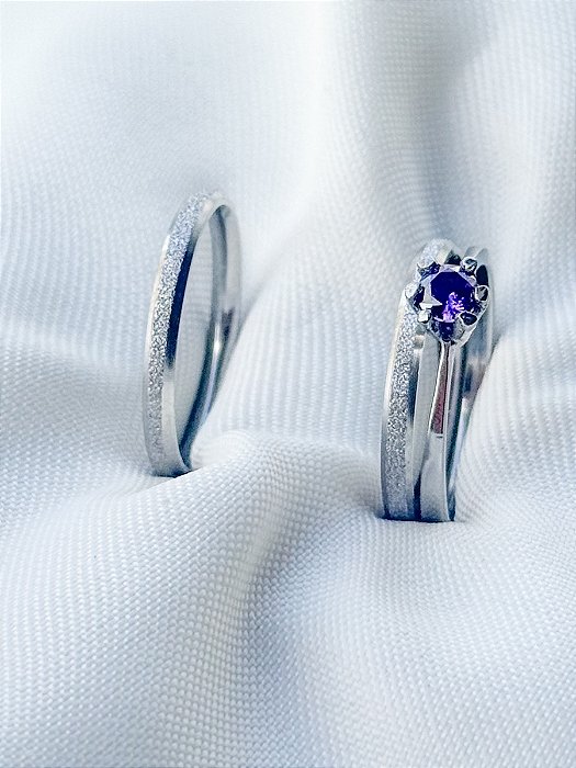 Par de aliança diamantada lover 2mm + Solitário Roxo - Aço Inox