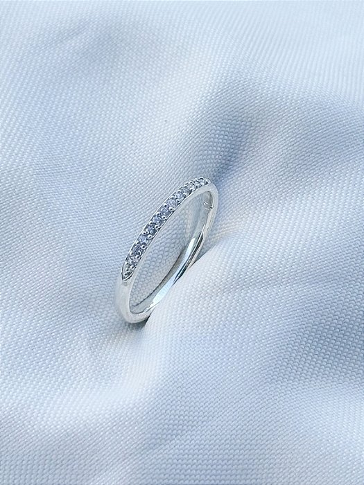 Anel Aparador meia volta em V Cristal - Prata 950