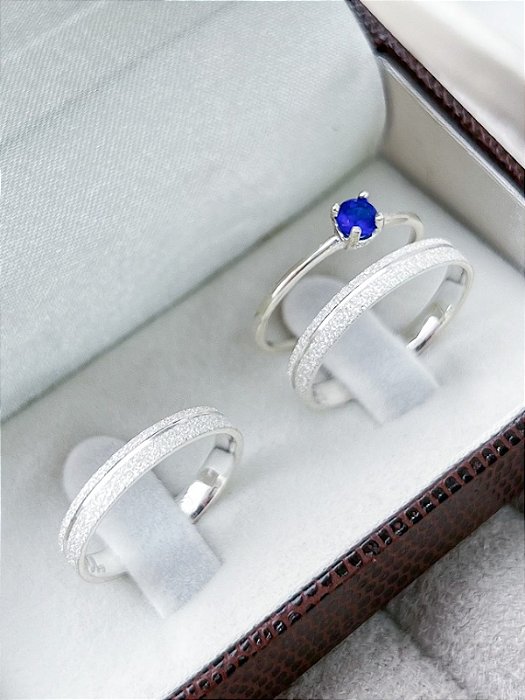 Par de Aliança Delicate 3mm + Solitário encanto Azul Royal- Prata 950