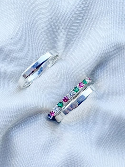Par de Aliança Chanfrada + Solitário Pace Rainbow - Prata 950