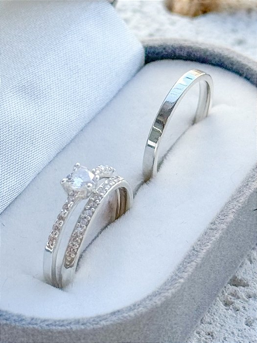 Par de alianças Polônia com pedra + Solitário mini Love - Prata 950