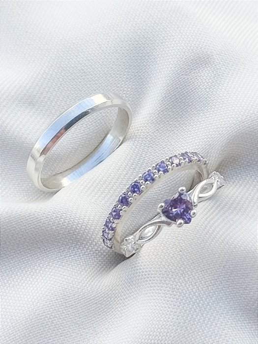 Par de Aliança Pace com pedra roxa + Solitário love roxo - Prata 950