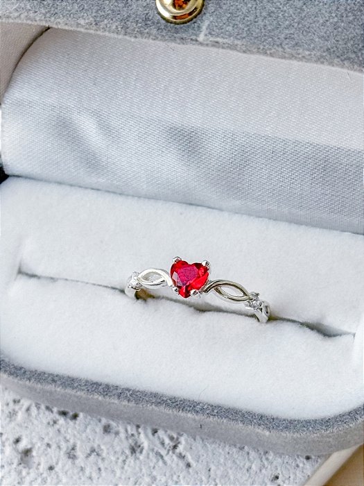 Anel Solitário Love vermelho - Prata 950