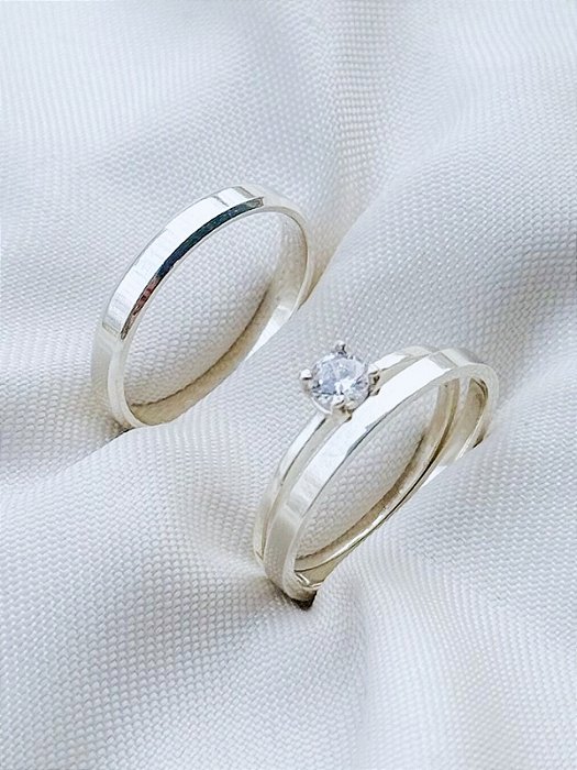 Par de Aliança Holanda e Chanfrada + Solitário Encanto Cristal - Prata 950