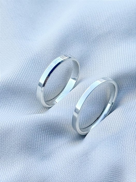 Par de Aliança Holanda e Chanfrada - Prata 950