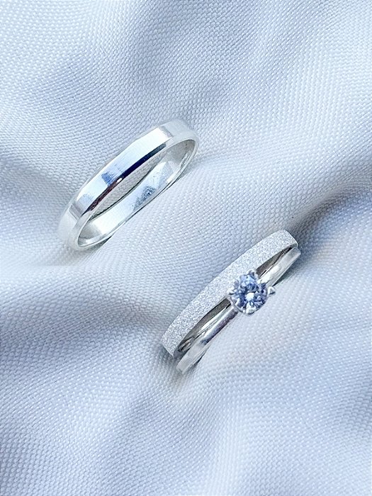 Par de Aliança Snow 2mm e chanfrada 3mm + Solitário cristal - Prata 950
