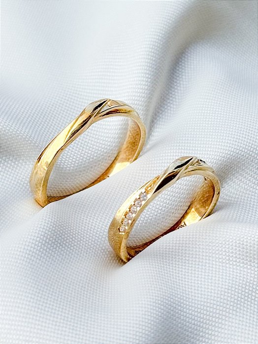 Par de Aliança Venus com pedra - Moeda Antiga