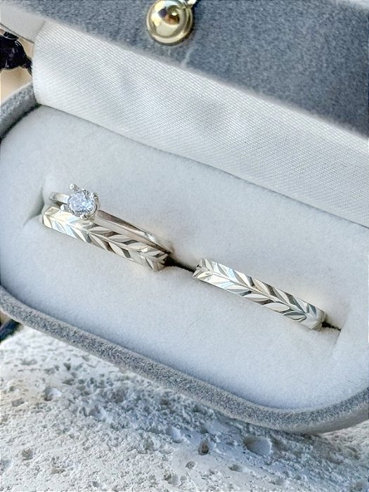 Par de Aliança Romana + Solitário Encanto cristal - Prata 950