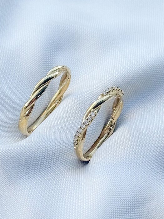 Par de Aliança Mônaco com pedra - Moeda Antiga