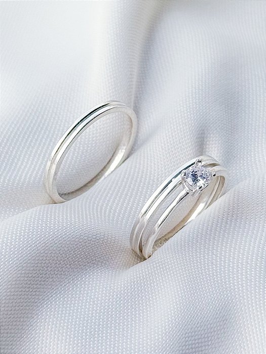 Par de Aliança friso 2mm + solitário encanto - Prata 950