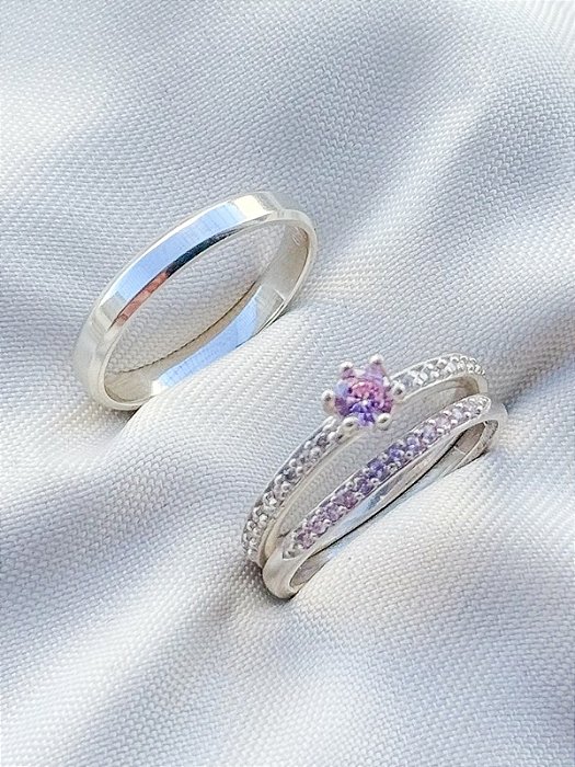 Par de alianças Polônia com pedra rosa + Solitário Romantic - Prata 950
