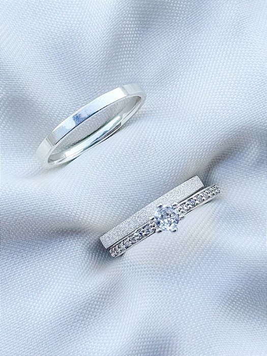 Par de Aliança Snow 2mm reto + Solitário romantic cristal - Prata 950