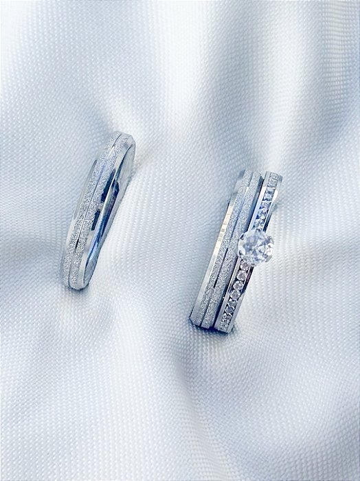 Par de Aliança Joy 3mm + Solitário Romance - Aço Inox