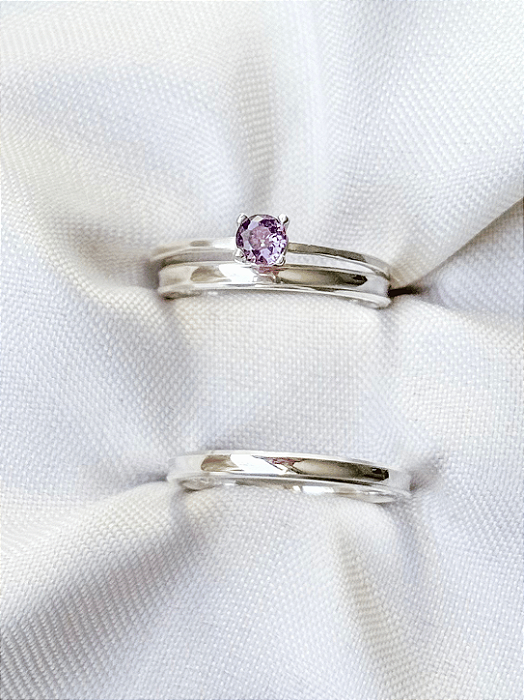 Par de Aliança Concava 2mm + Solitário Encanto roxo - Prata 950