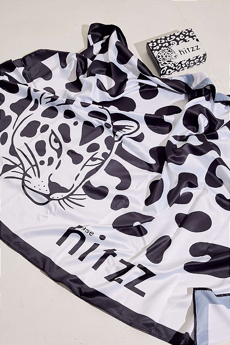 FELINAS - CANGA FEMININA ESTAMPADA BRANCO E PRETO